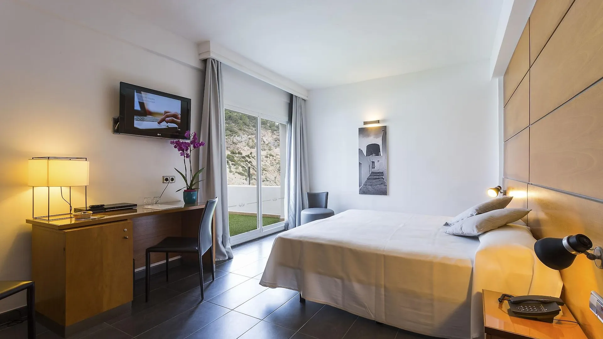 Palladium Hotel Cala Llonga - Adults Only Cala Llonga (Ibiza)