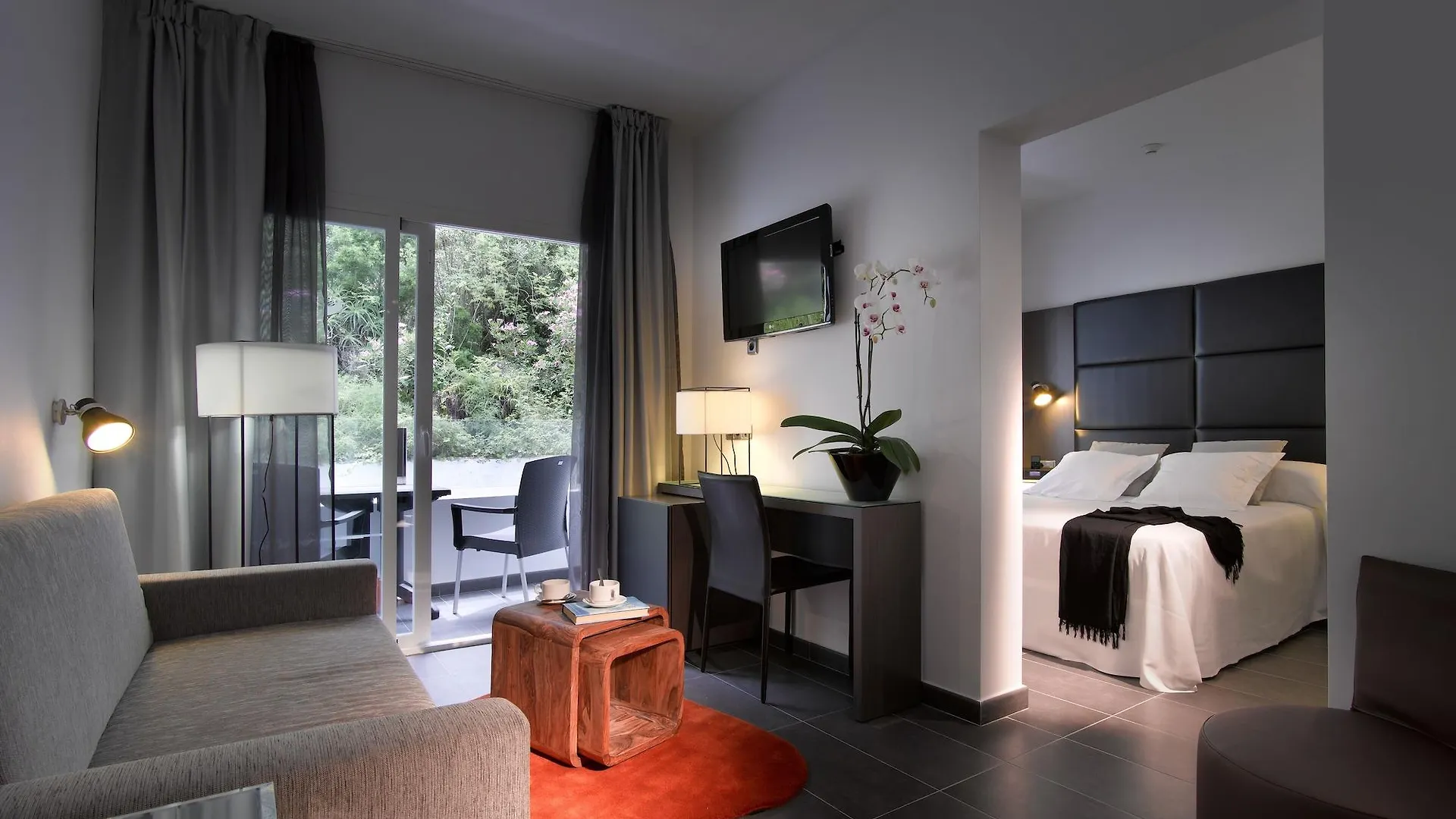 Palladium Hotel Cala Llonga - Adults Only