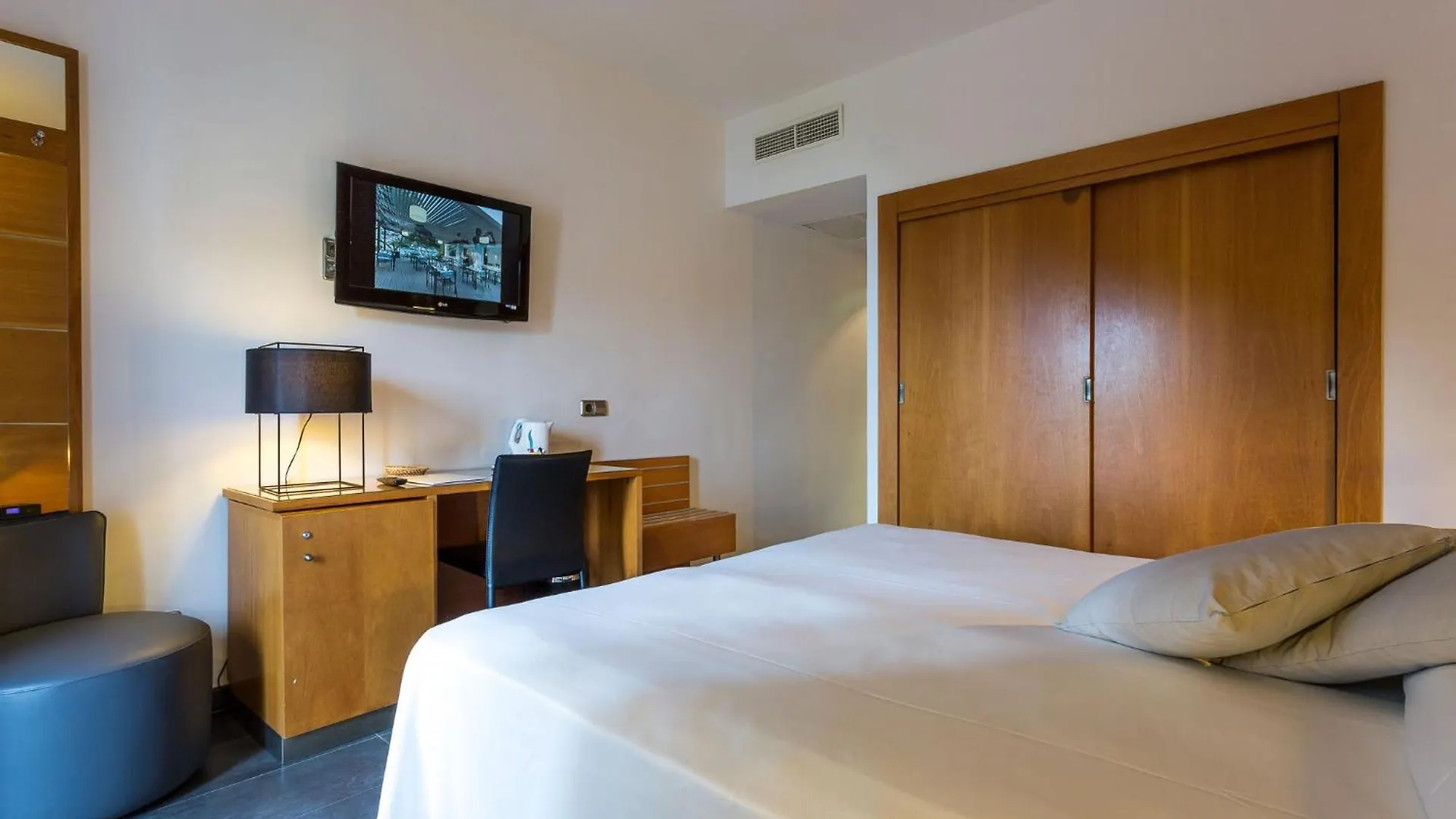 ****  Palladium Hotel Cala Llonga - Adults Only Španělsko