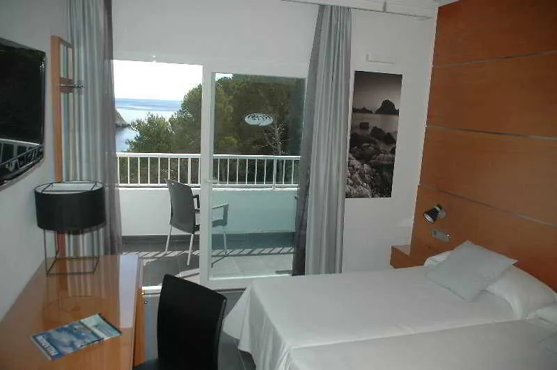 Palladium Hotel Cala Llonga - Adults Only 4*, Cala Llonga (Ibiza)