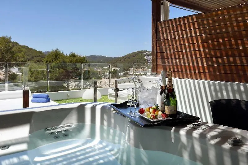 Palladium Hotel Cala Llonga - Adults Only